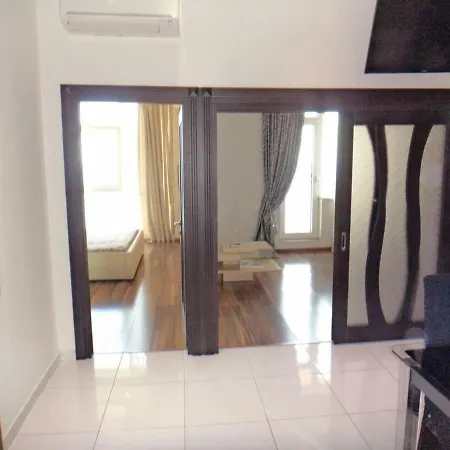 Гагаринское Плато Апартаменти Apartment Odesa